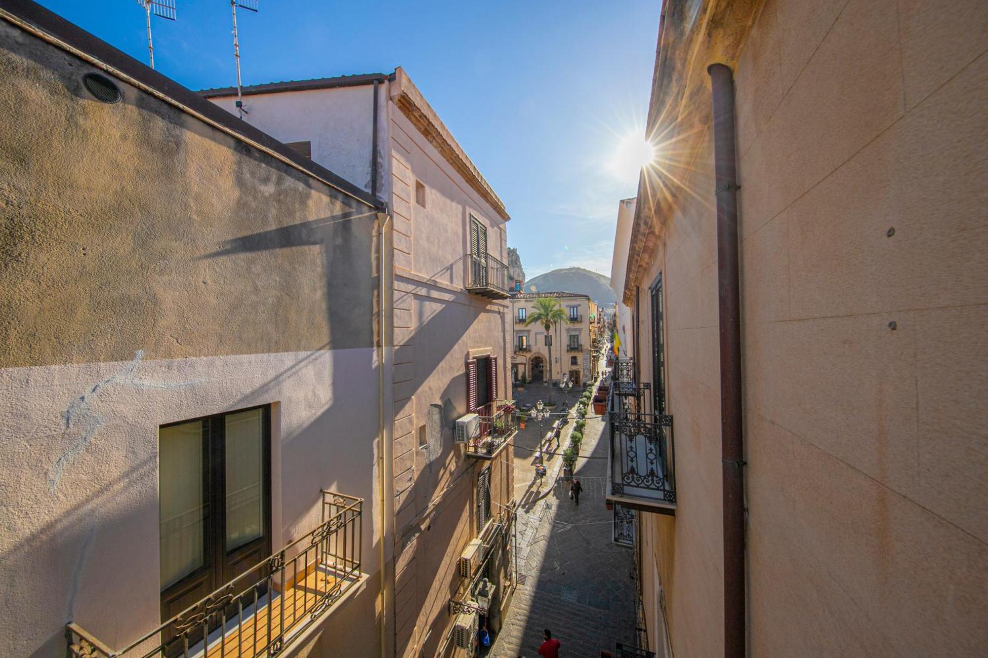 Palazzo Villelmi Cefalu Exterior photo